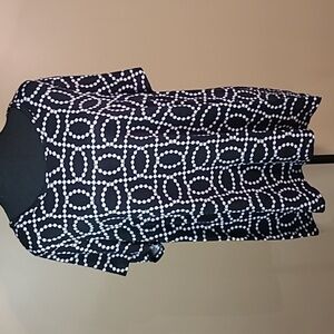 JULES & LEOPOLD String of Pearls Patterned Women's Short Sleeve Top, Size 1X